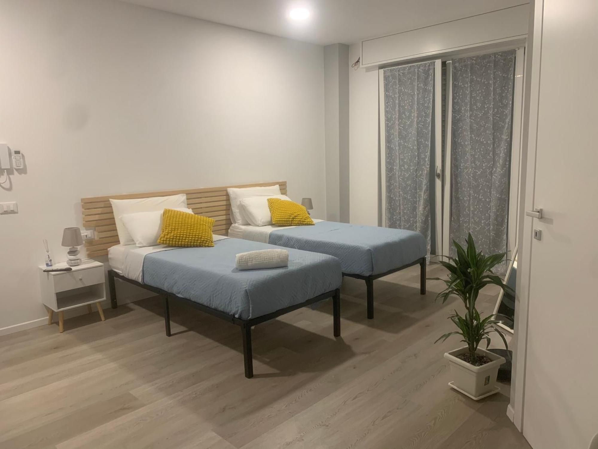 Onlyroomsrho Kültér fotó
