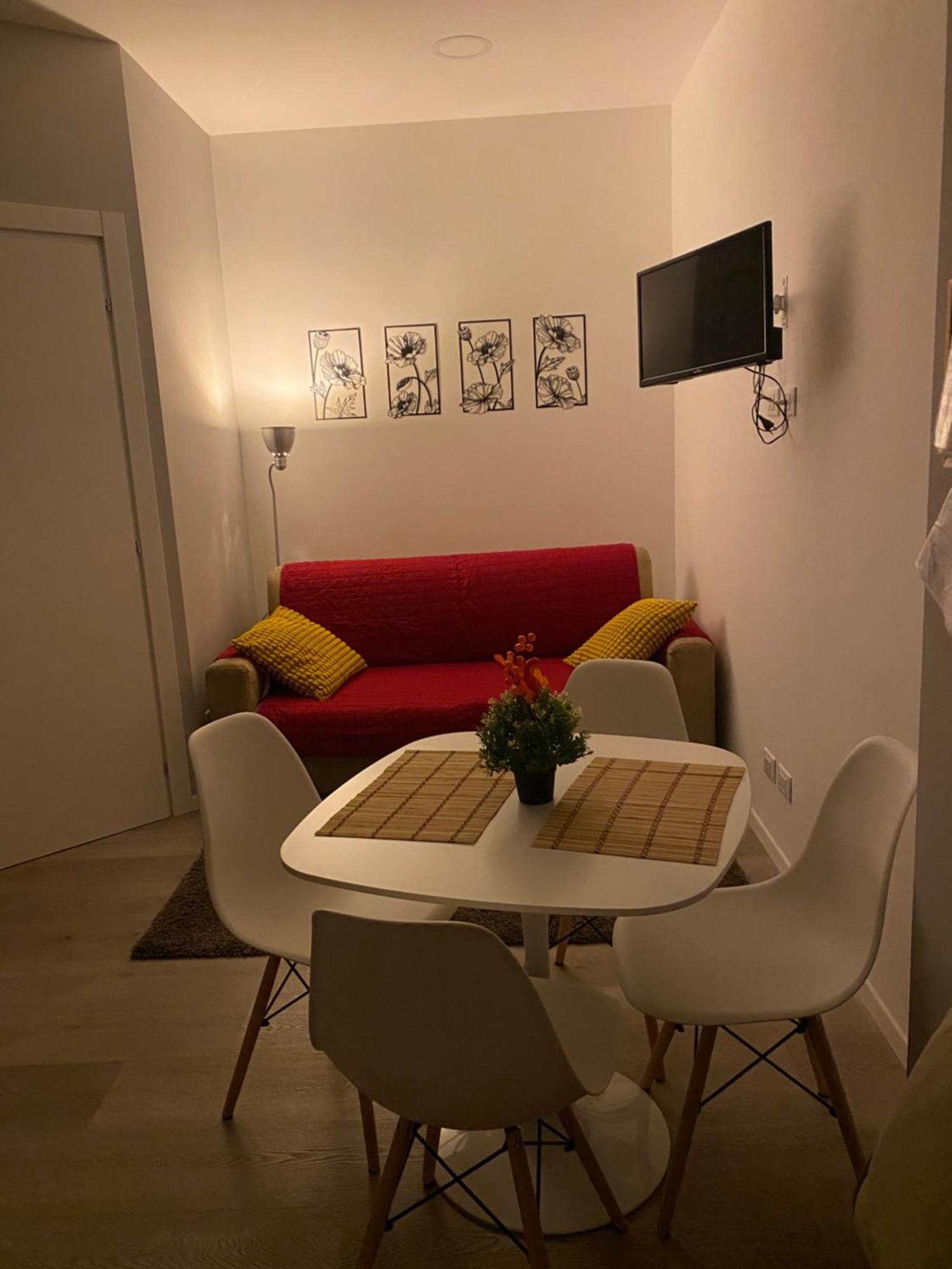 Onlyroomsrho Kültér fotó